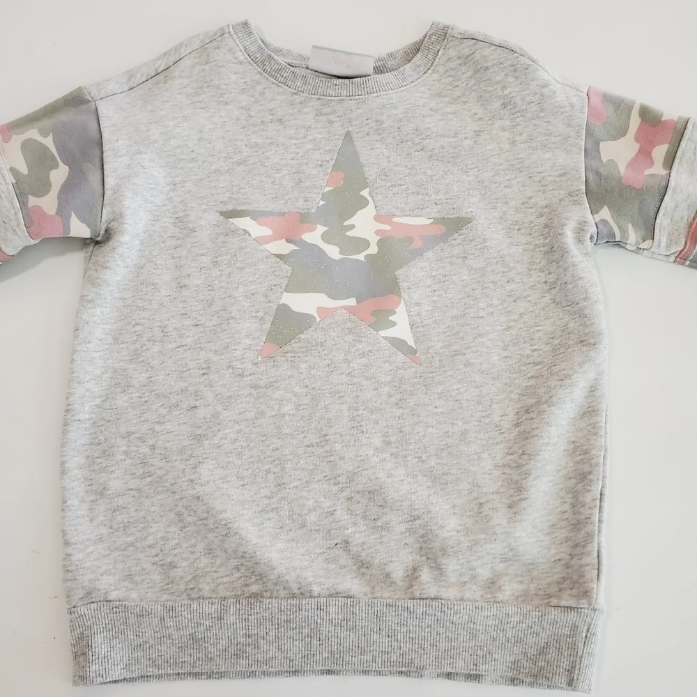 The Children's Place Girls Camo Star Sweatshirt Gray Pink Size S (5/6)